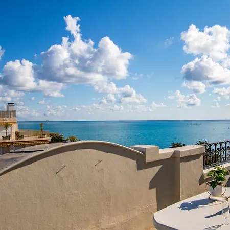 Vast Roof Terrace Superb Sea View Antibes
