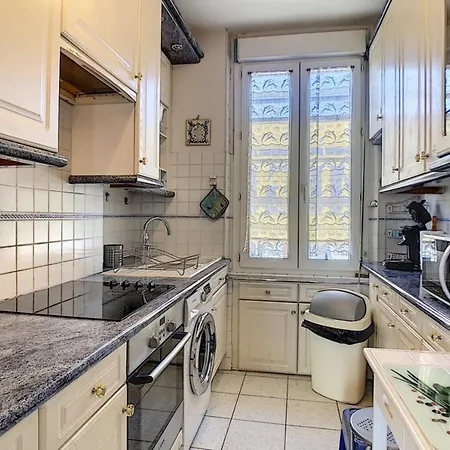 Vast Roof Terrace Superb Sea View Appartement Antibes